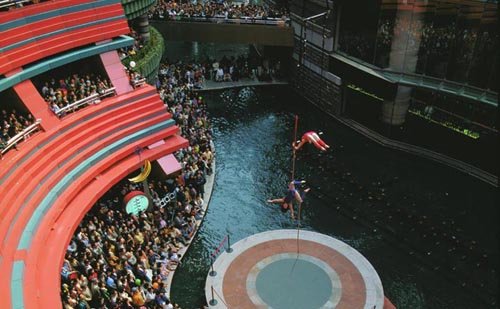 Canal City Fukuoka, compras y diversión