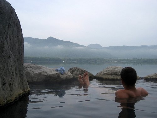 El Lago Kussharo y sus baños termales gratuitos