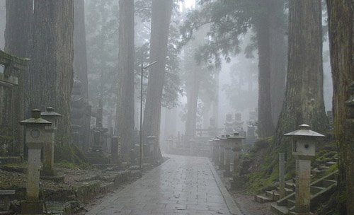 Los templos budistas del Monte Koya